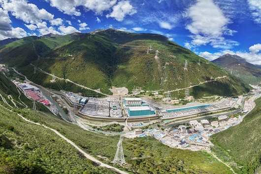 国家电网：金上—湖北±800千伏特高压直流输电工程建成投运